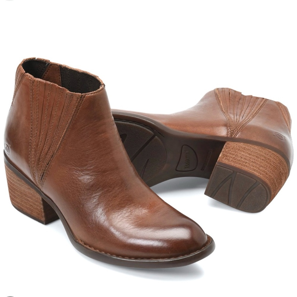 Born Women's Sacramento Bootie Sz8